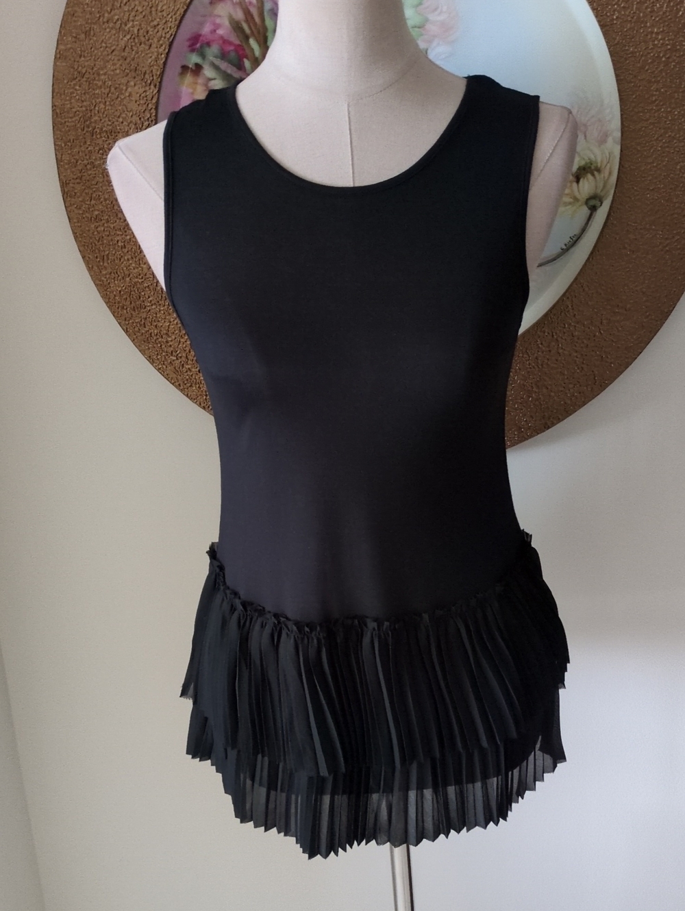 Banana Republic Black Sleeveless Tank with Pleated Fringe Hem